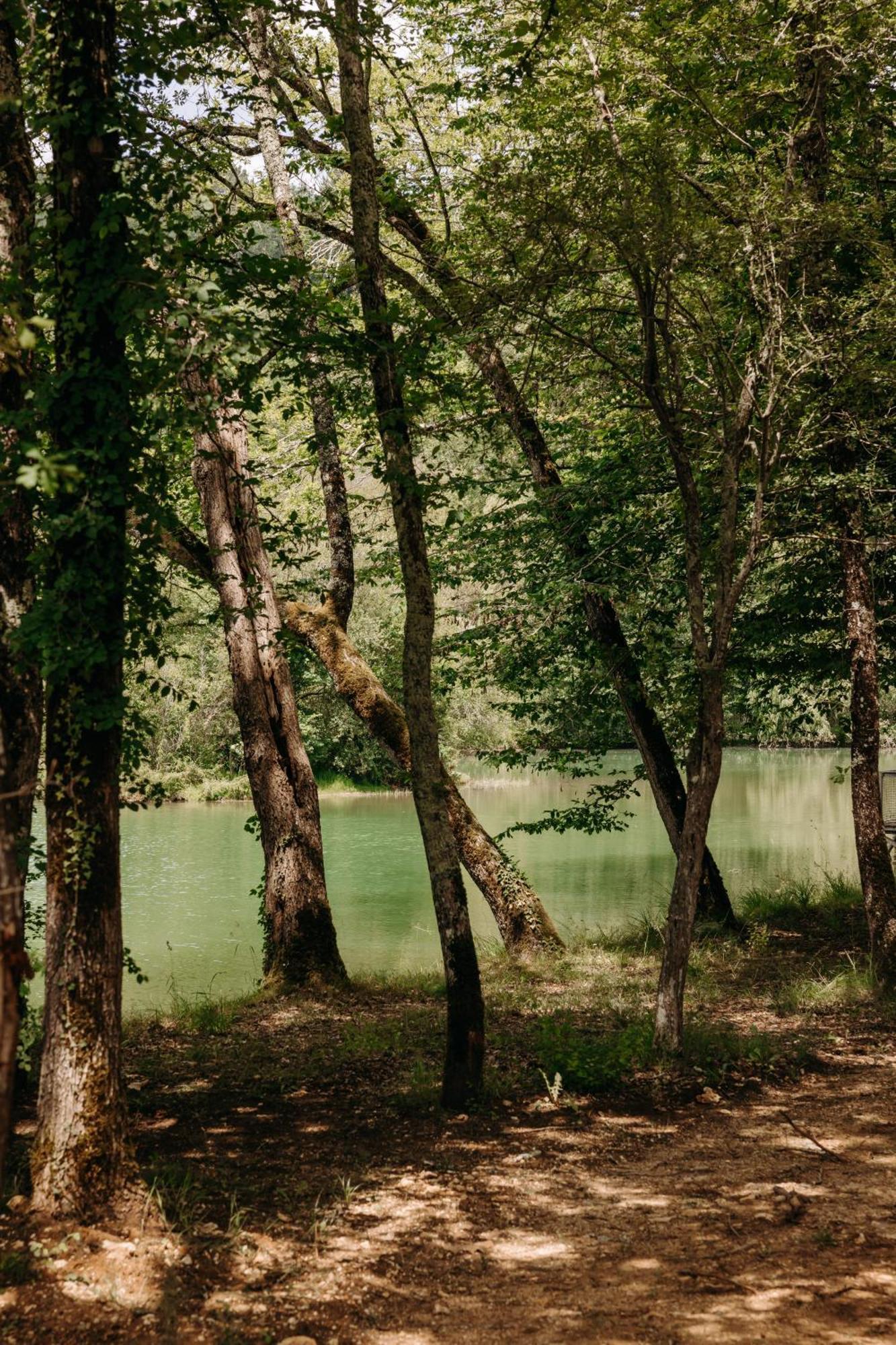 Slow Village Seveilles Valades ภายนอก รูปภาพ
